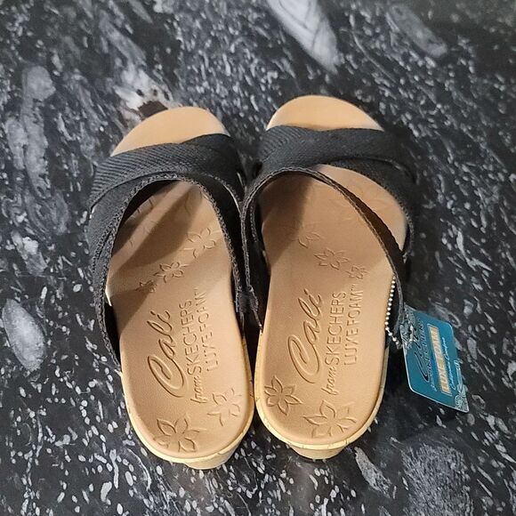 BRAND NEW SKECHERS WOMEN'S BEVERLEE -BRUNCH HOUR SANDAL - Picture 5 of 14